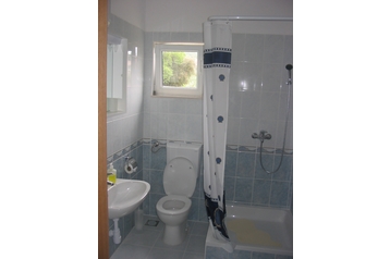 Croatia Privát Slatine, Exterior